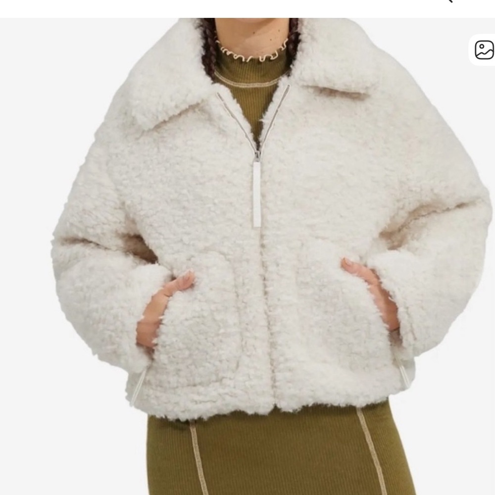 UGG maeve sherpa jacket 

Never worn 

Originally $170